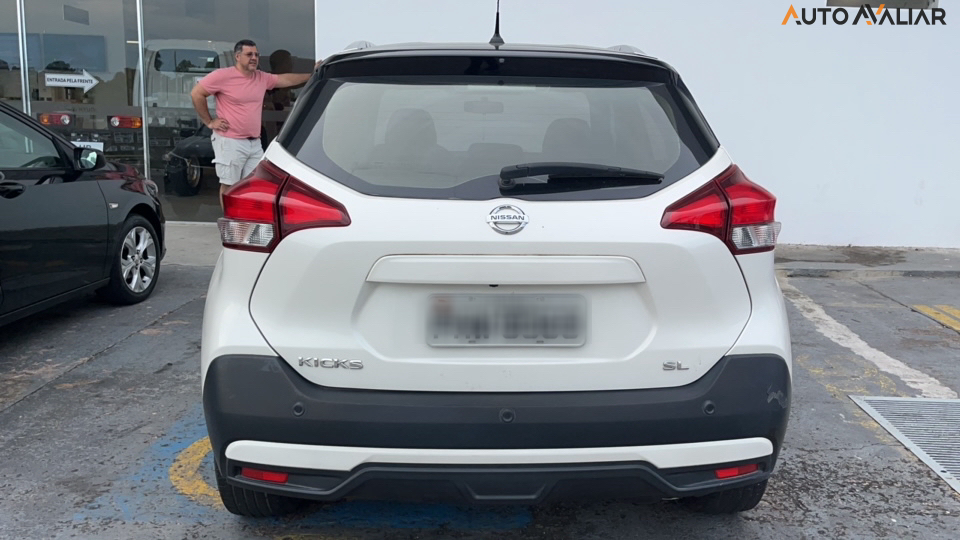 NISSAN KICKS 1.6 16V FLEXSTART SL 4P XTRONIC