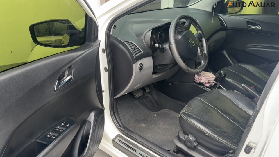 HYUNDAI HB20S 1.6 PREMIUM 16V FLEX 4P AUTOMATICO