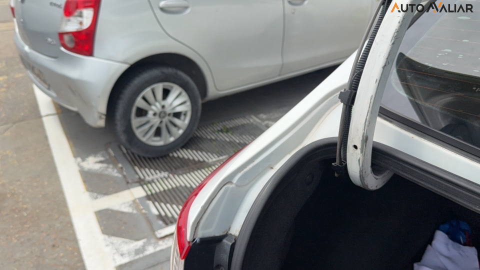 HYUNDAI HB20S 1.6 PREMIUM 16V FLEX 4P AUTOMATICO