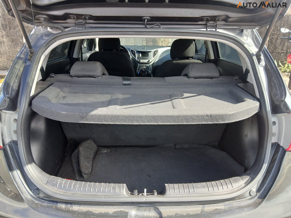HYUNDAI HB20 1.0 COMFORT PLUS 12V FLEX 4P MANUAL