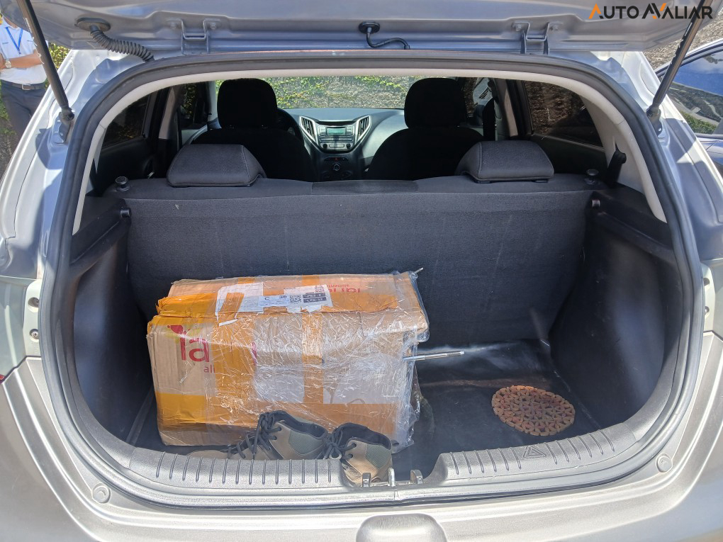 HYUNDAI HB20 1.0 COMFORT 12V FLEX 4P MANUAL