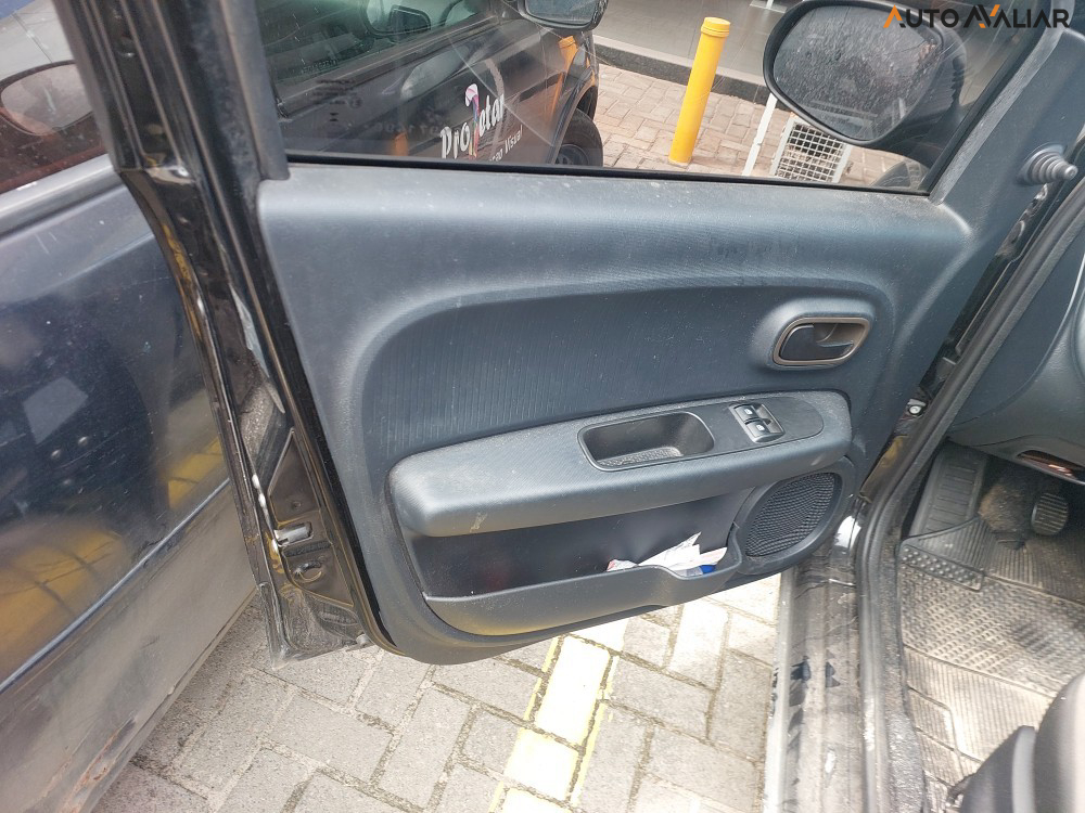 FIAT MOBI 1.0 EVO FLEX TREKKING MANUAL