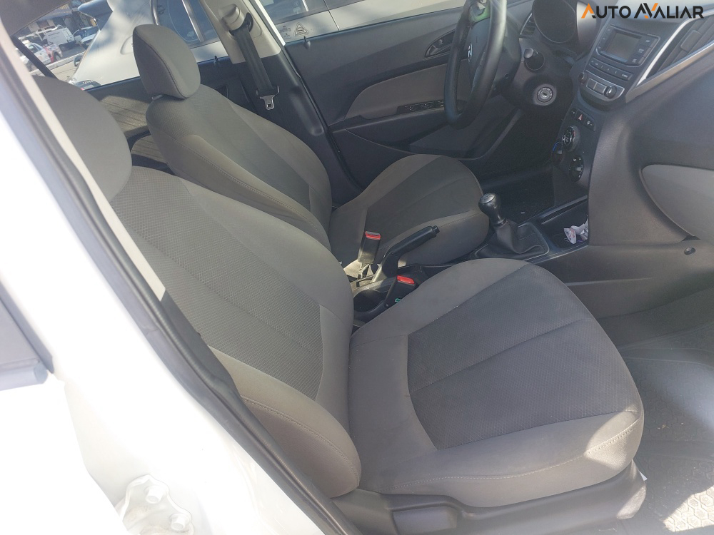 HYUNDAI HB20S 1.0 COMFORT PLUS 12V FLEX 4P MANUAL