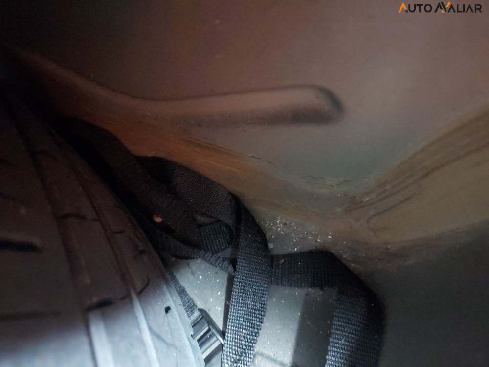 VOLKSWAGEN FOX 1.0 MI 8V FLEX 4P MANUAL