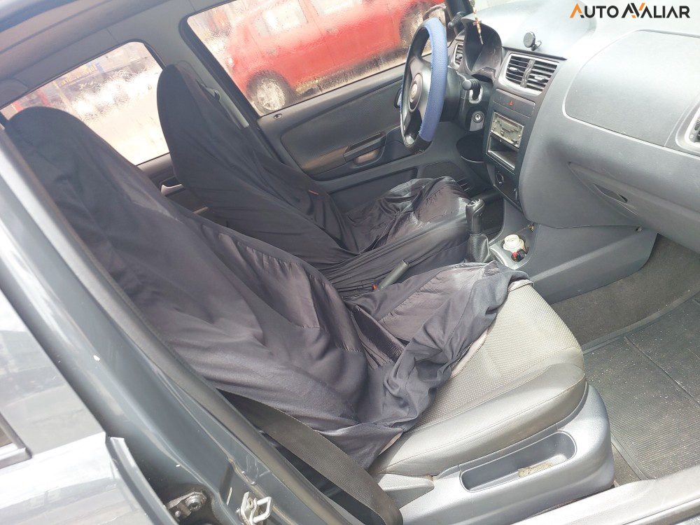 VOLKSWAGEN FOX 1.0 MI 8V FLEX 4P MANUAL