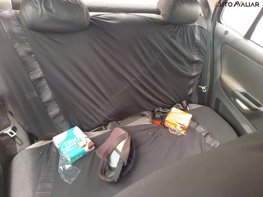 VOLKSWAGEN FOX 1.0 MI 8V FLEX 4P MANUAL