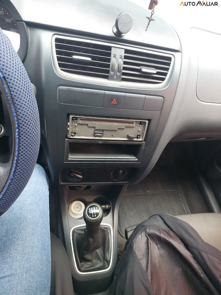 VOLKSWAGEN FOX 1.0 MI 8V FLEX 4P MANUAL