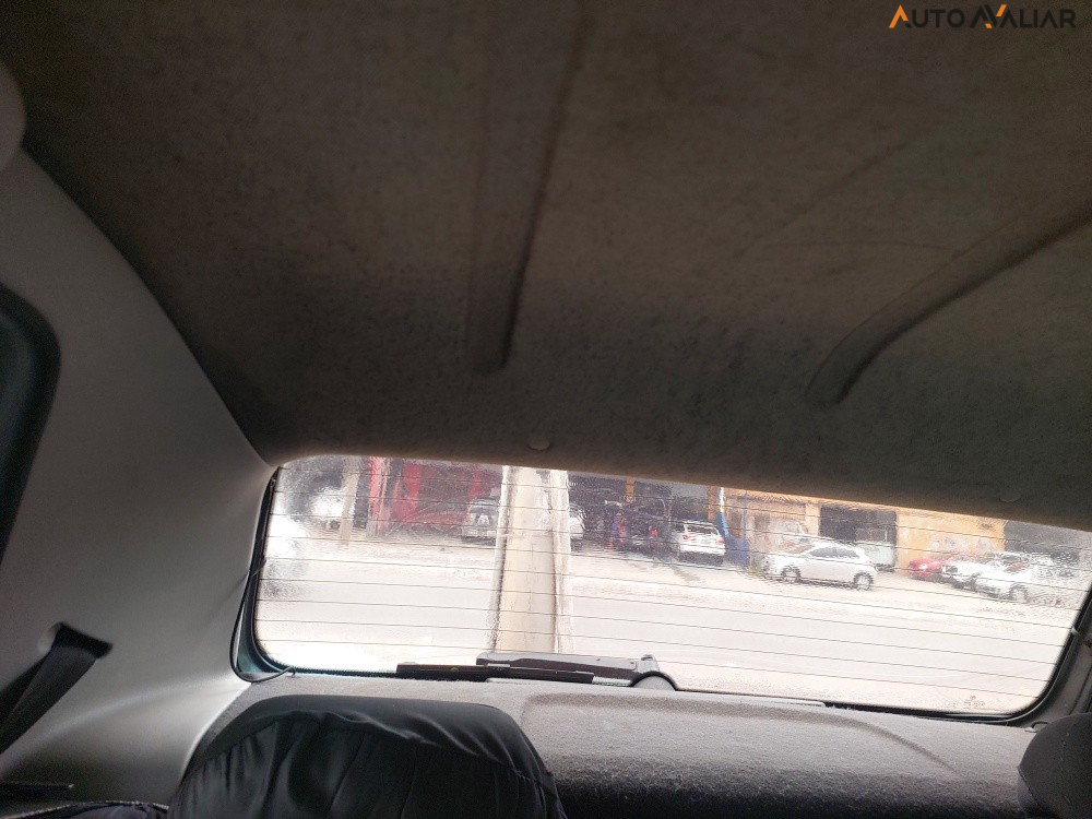 VOLKSWAGEN FOX 1.0 MI 8V FLEX 4P MANUAL