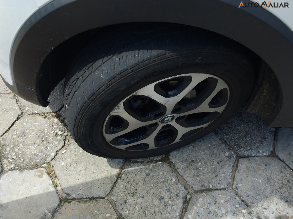 RENAULT CAPTUR 2.0 16V HI-FLEX INTENSE AUTOMATICO