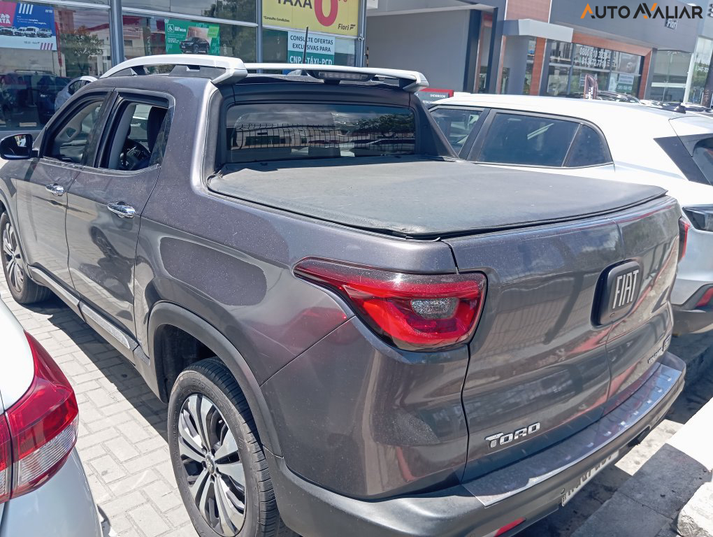 FIAT TORO 2.0 16V TURBO DIESEL VOLCANO 4WD AT9