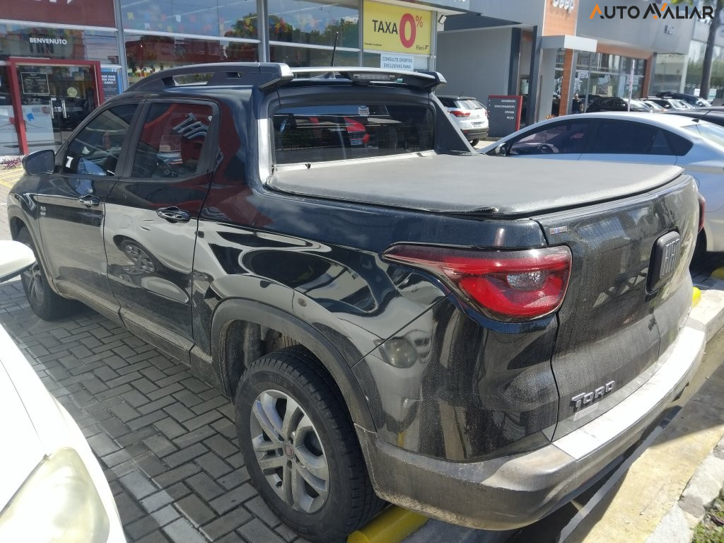 FIAT TORO 2.0 16V TURBO DIESEL FREEDOM 4WD AT9