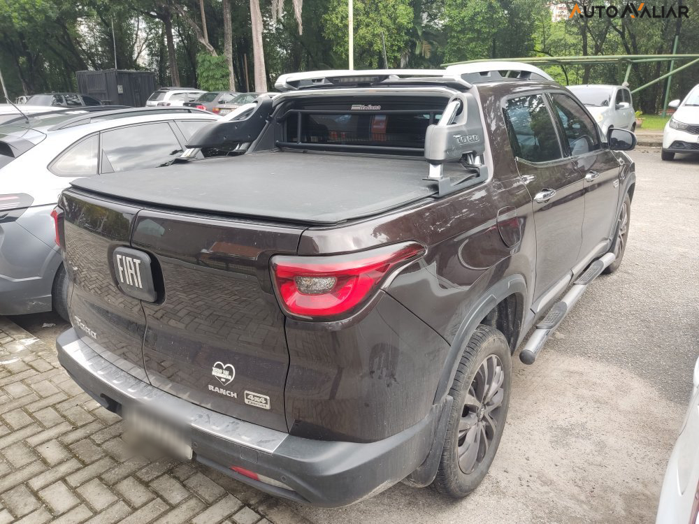 FIAT TORO 2.0 16V TURBO DIESEL RANCH 4WD AT9