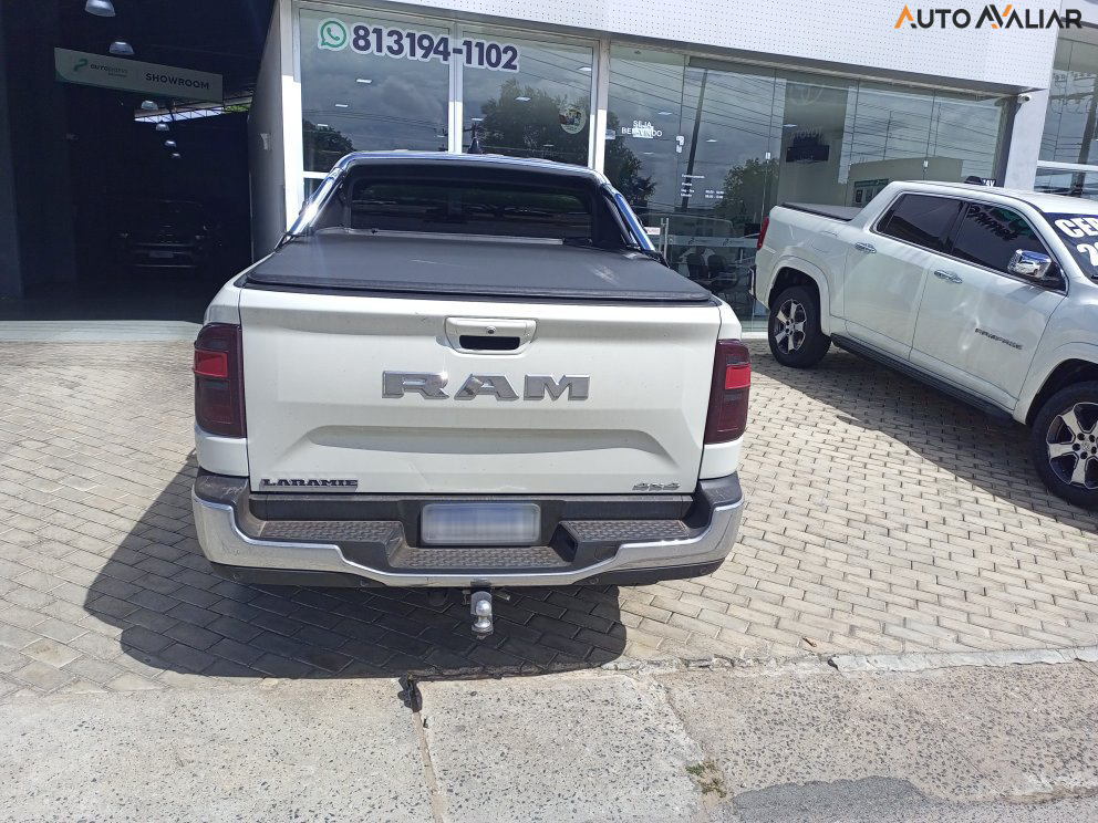 RAM RAMPAGE 2.0 TURBO DIESEL LARAMIE 4X4 AUTOMÁTICO