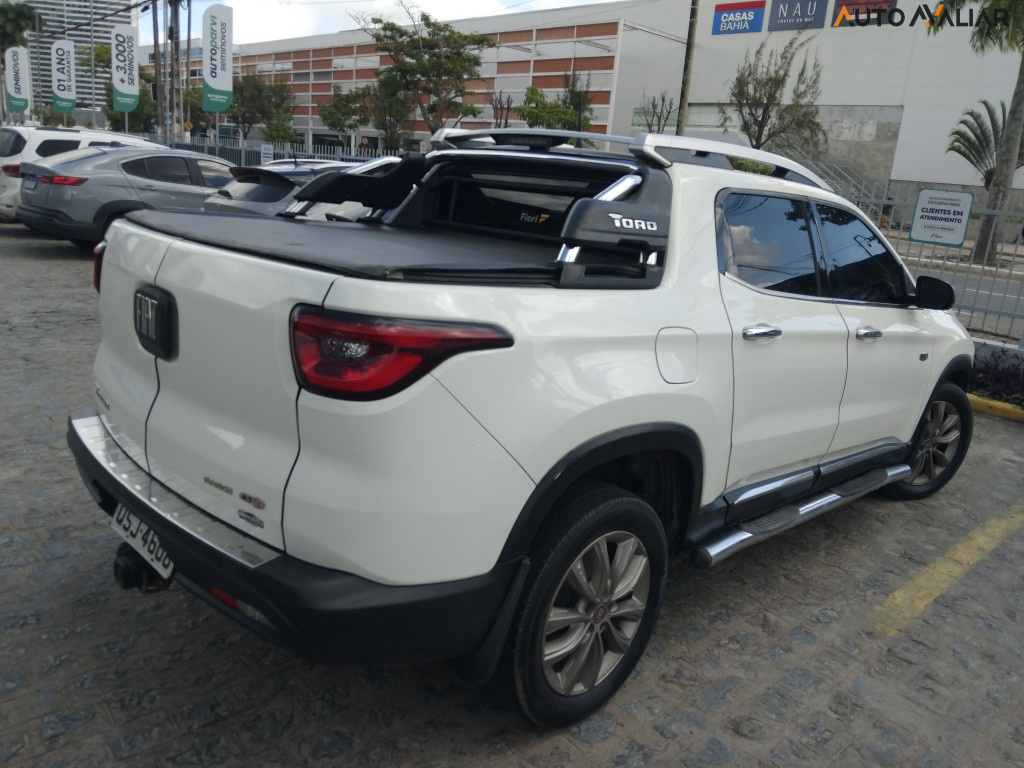 FIAT TORO 2.0 16V TURBO DIESEL RANCH 4WD AT9