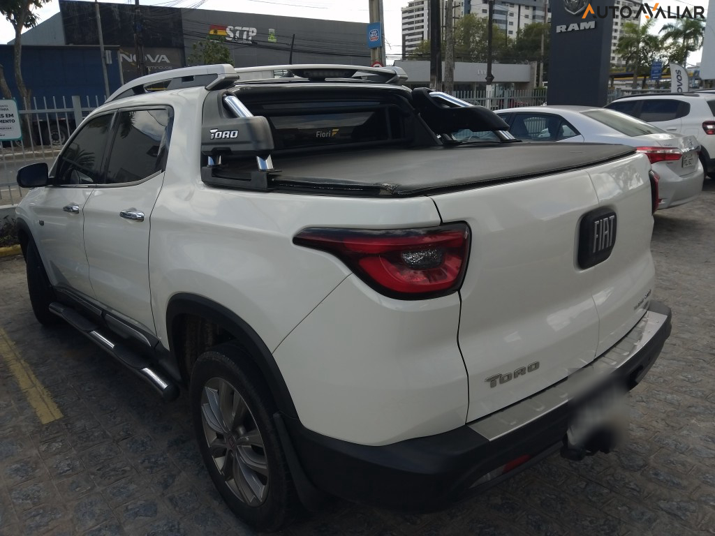 FIAT TORO 2.0 16V TURBO DIESEL RANCH 4WD AT9