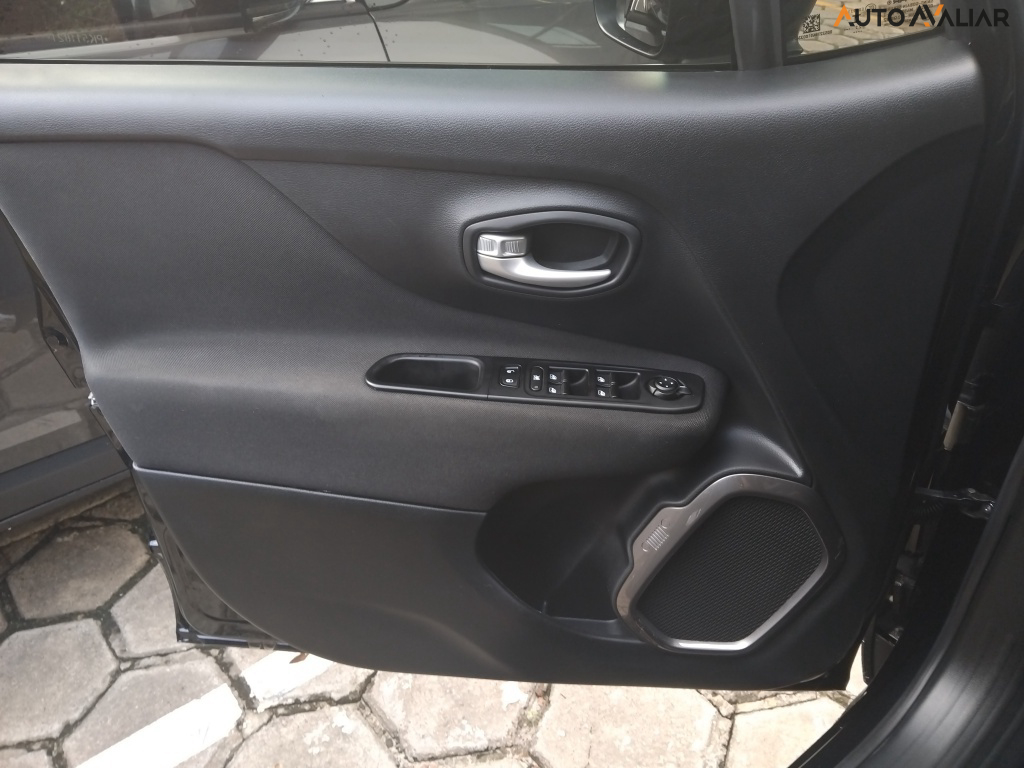 JEEP RENEGADE 1.3 T270 TURBO FLEX SPORT AT6