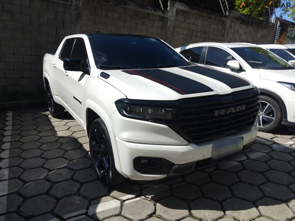 RAM RAMPAGE 2.0 HURRICANE 4 TURBO GASOLINA R/T 4X4 AUTOMÁTICO