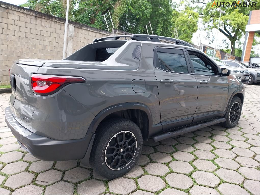 FIAT TORO 2.0 16V TURBO DIESEL ULTRA 4WD AT9