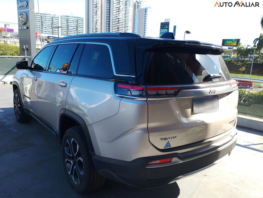 JEEP COMMANDER 2.0 TD380 TURBO DIESEL LIMITED AT9