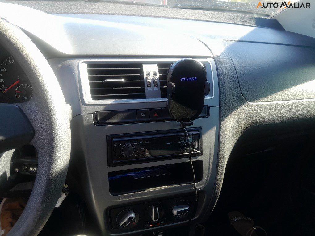 VOLKSWAGEN FOX 1.0 MI TRENDLINE 8V FLEX 4P MANUAL