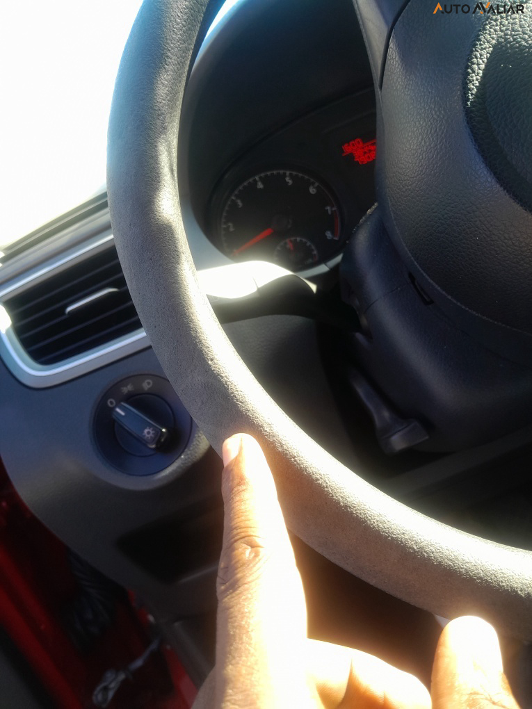 VOLKSWAGEN FOX 1.0 MI TRENDLINE 8V FLEX 4P MANUAL