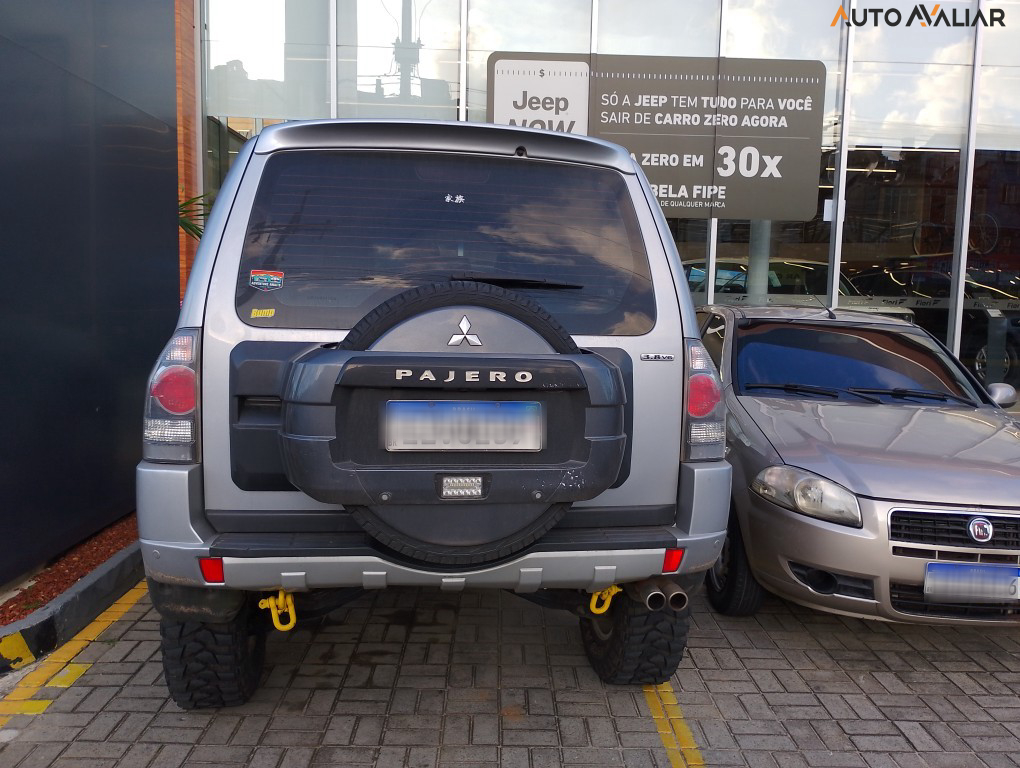 MITSUBISHI PAJERO FULL 3.8 HPE 4X4 V6 24V GASOLINA 2P AUTOMATICO