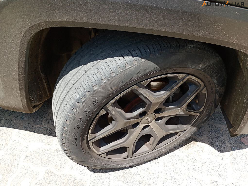 JEEP RENEGADE 1.3 T270 TURBO FLEX SAHARA AT6