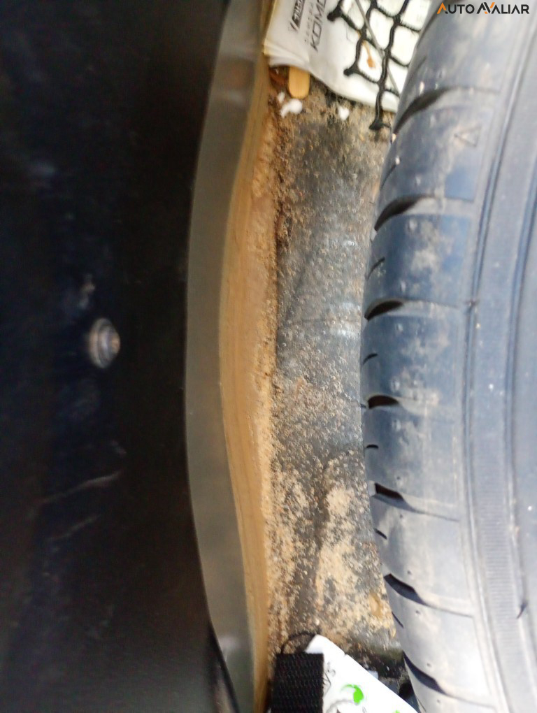 JEEP RENEGADE 1.3 T270 TURBO FLEX SAHARA AT6