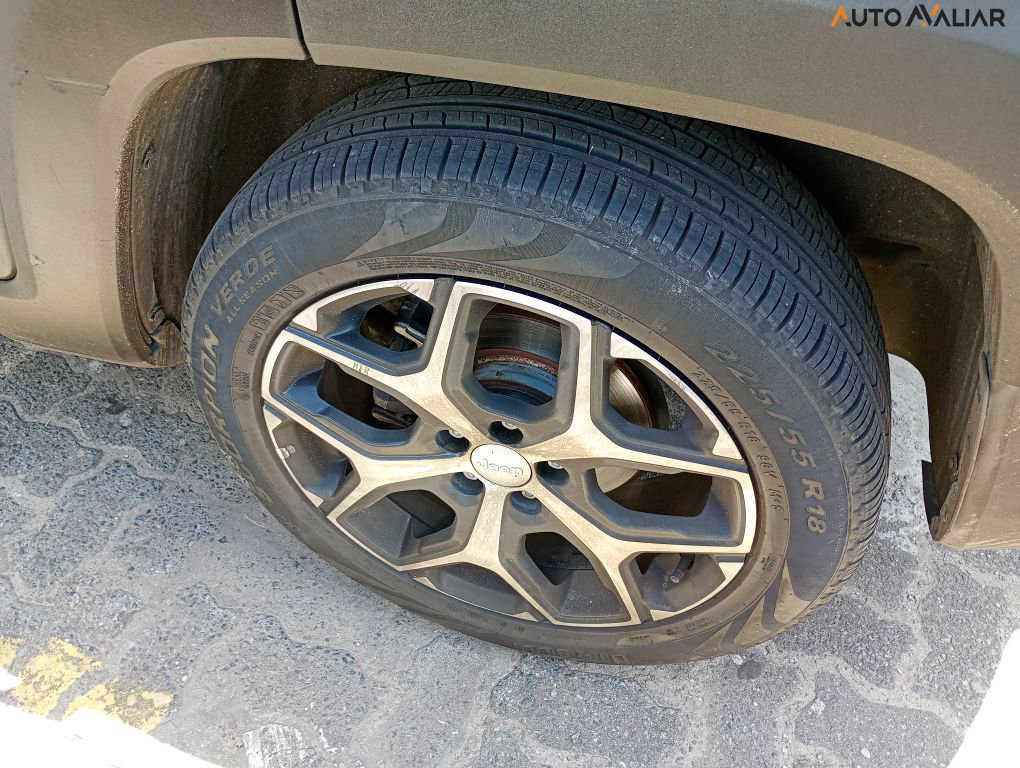 JEEP RENEGADE 1.3 T270 TURBO FLEX SAHARA AT6