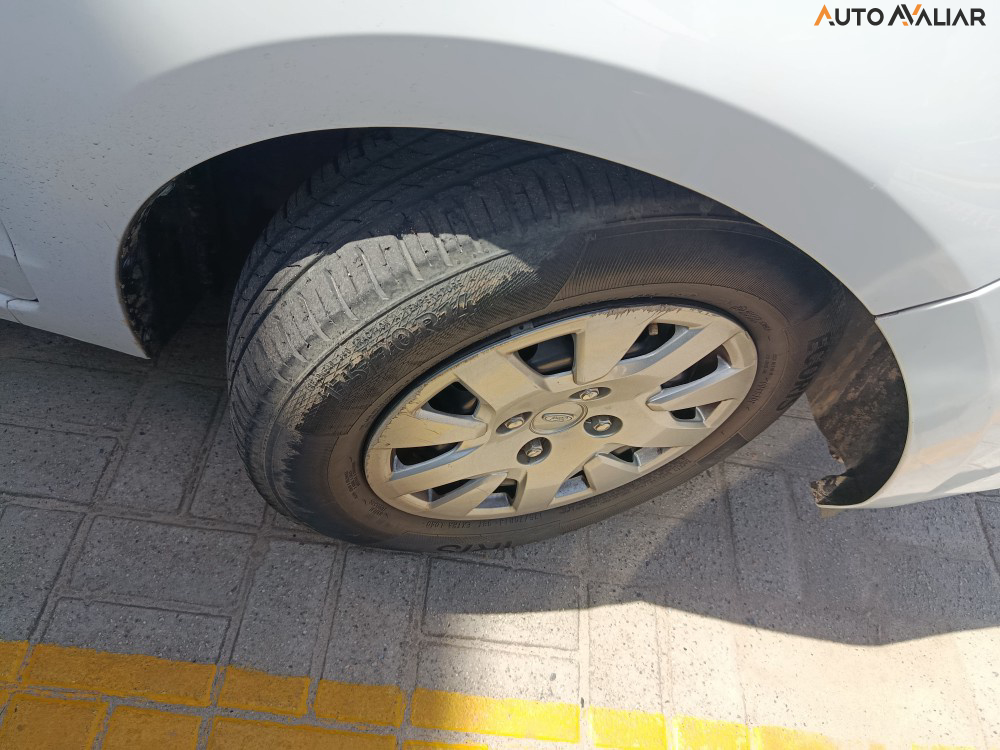 FORD KA 1.0 SE / SE PLUS TI-VCT FLEX 