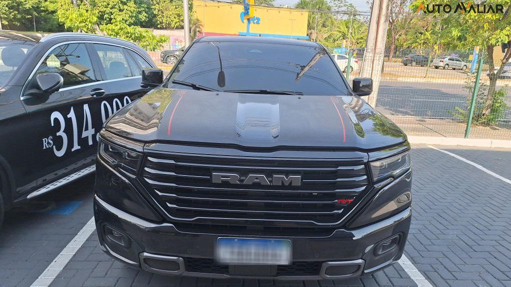 RAM RAMPAGE 2.0 HURRICANE 4 TURBO GASOLINA R/T 4X4 AUTOMÁTICO