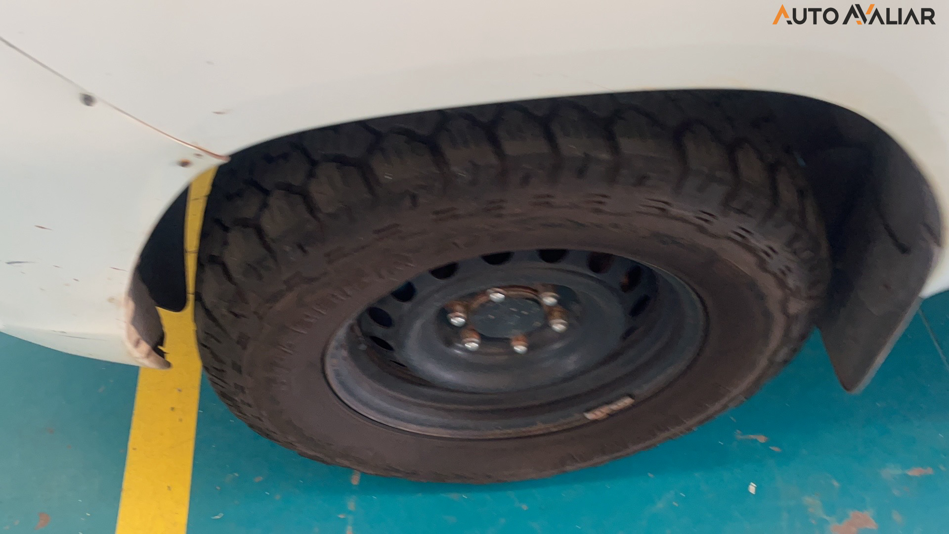 TOYOTA HILUX 2.8 D-4D TURBO DIESEL CD POWER PACK 4X4 MANUAL