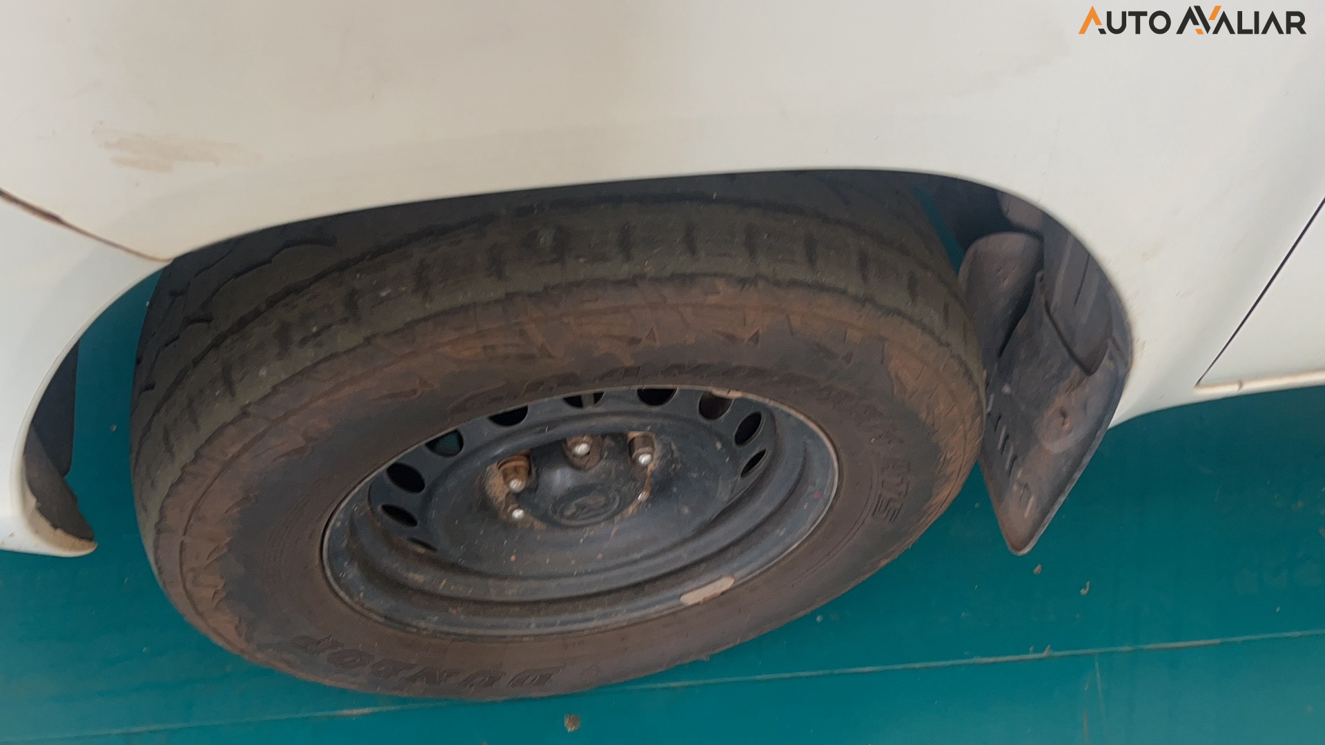 TOYOTA HILUX 2.8 D-4D TURBO DIESEL CD POWER PACK 4X4 MANUAL