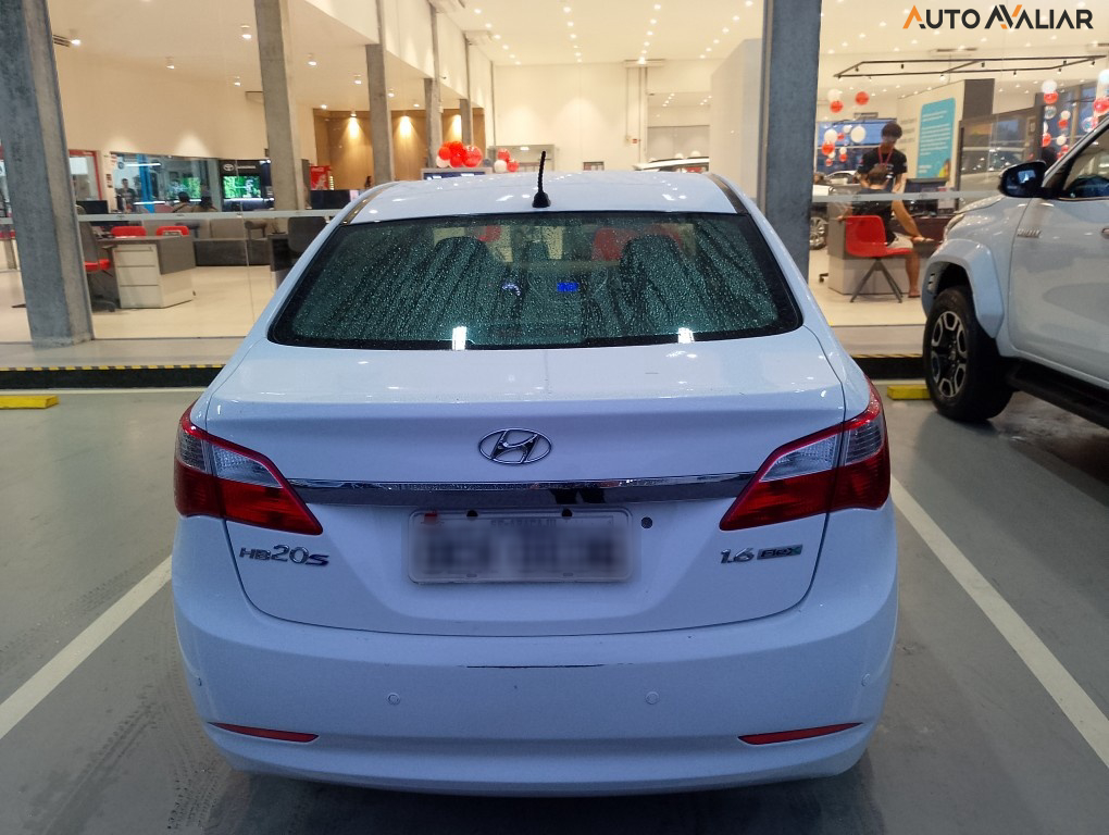 HYUNDAI HB20S 1.6 COMFORT PLUS 16V FLEX 4P MANUAL