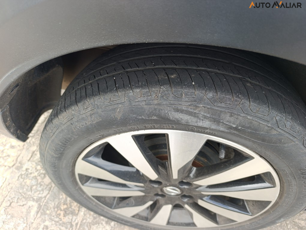NISSAN KICKS 1.6 16V FLEXSTART SL 4P XTRONIC