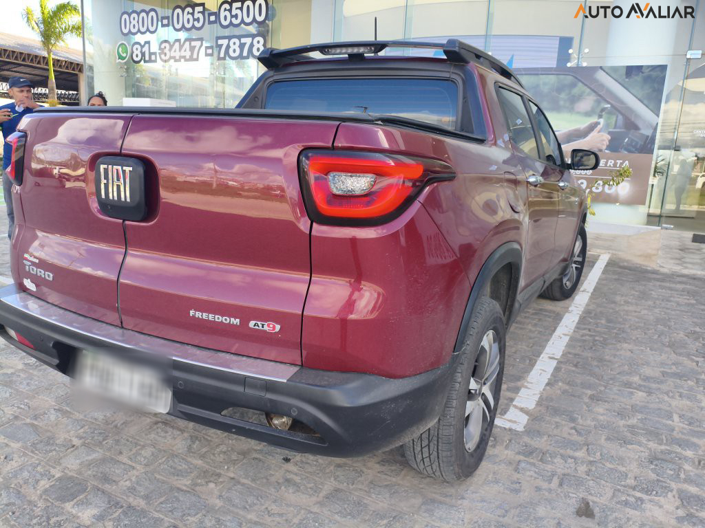 FIAT TORO 2.0 16V TURBO DIESEL FREEDOM 4WD AT9