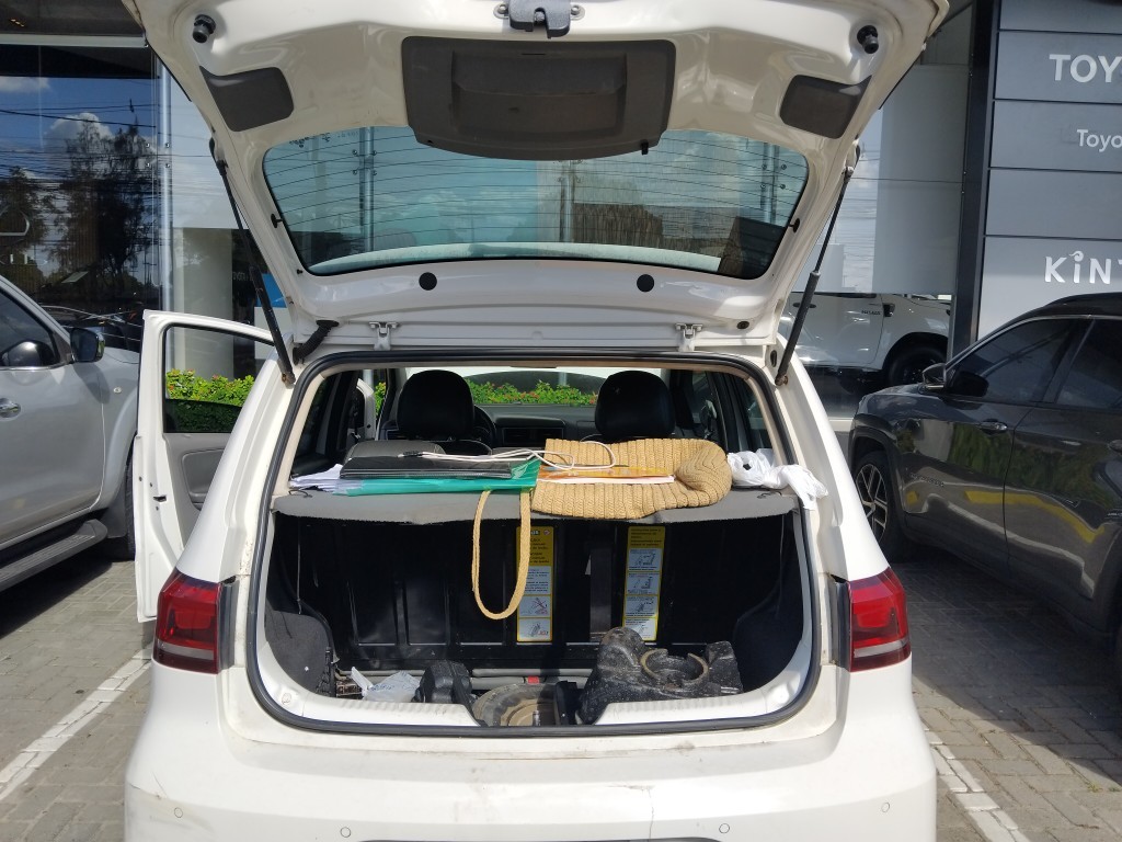 VOLKSWAGEN FOX 1.6 MSI HIGHLINE 16V FLEX 4P MANUAL