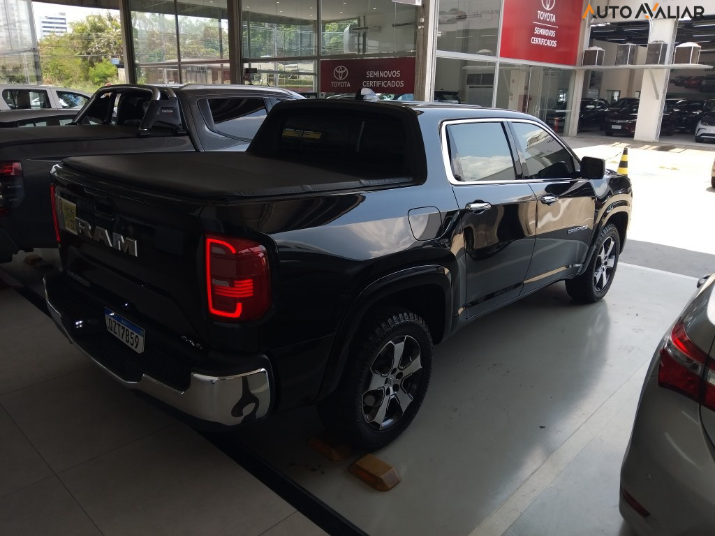 RAM RAMPAGE 2.0 TURBO DIESEL LARAMIE 4X4 AUTOMÁTICO