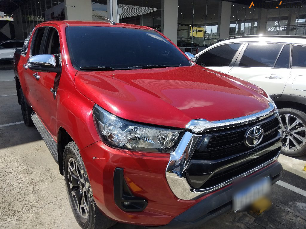 TOYOTA HILUX 2.8 D-4D TURBO DIESEL CD SRV 4X4 AUTOMÁTICO