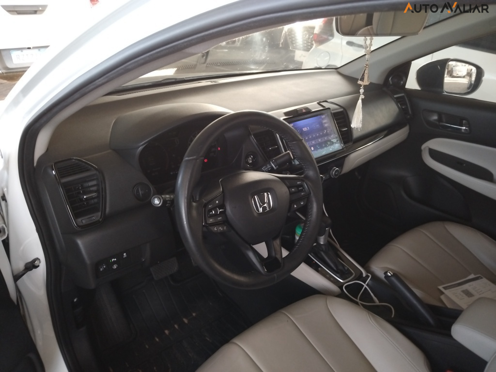 HONDA CITY 1.5 I-VTEC FLEX SEDAN TOURING CVT