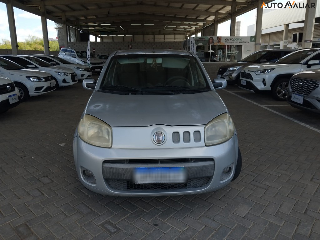 FIAT UNO 1.0 EVO VIVACE 8V FLEX 4P MANUAL