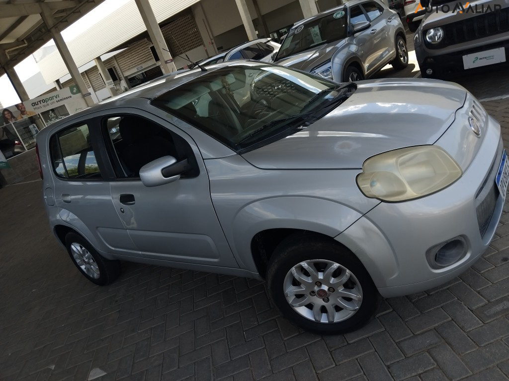 FIAT UNO 1.0 EVO VIVACE 8V FLEX 4P MANUAL