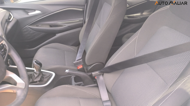 CHEVROLET ONIX 1.0 TURBO FLEX LT MANUAL