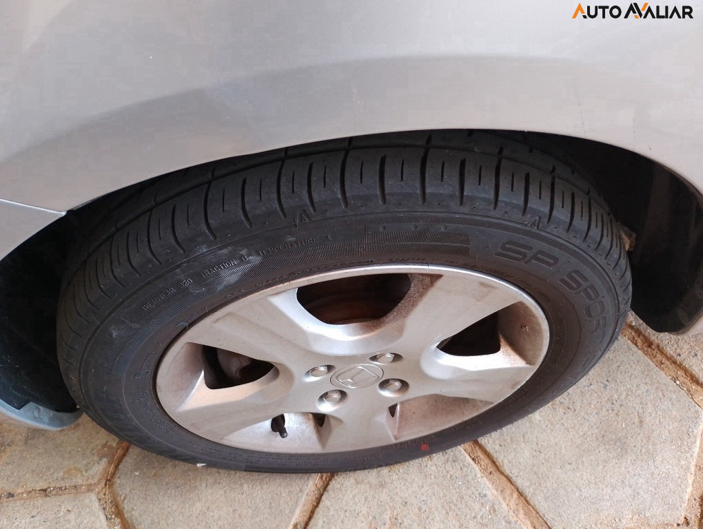 HONDA FIT 1.4 LX 16V FLEX 4P AUTOMATICO