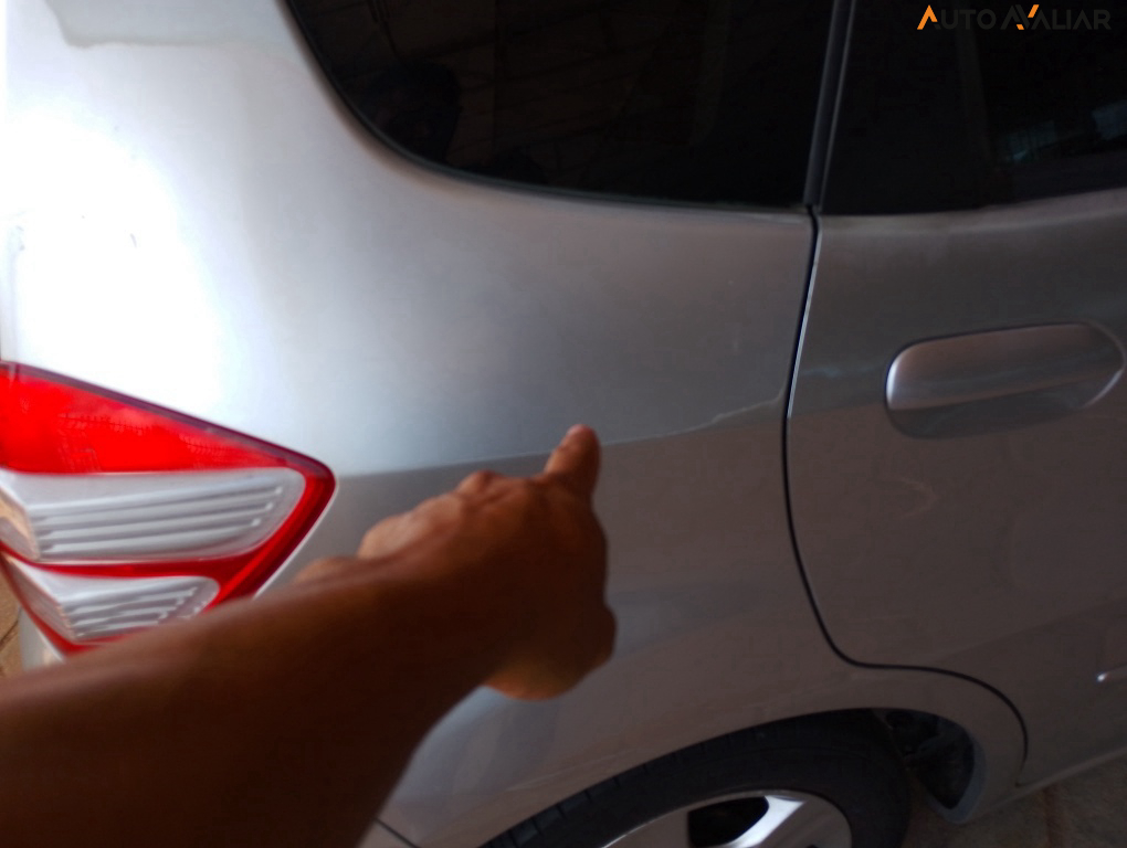 HONDA FIT 1.4 LX 16V FLEX 4P AUTOMATICO