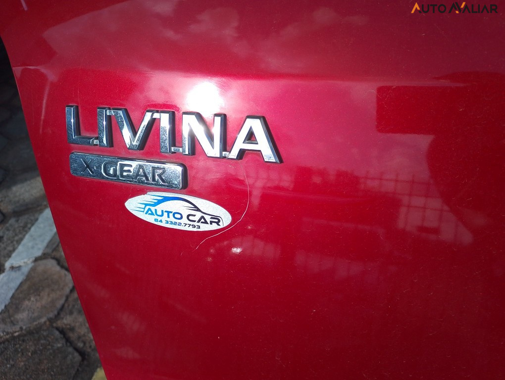 NISSAN LIVINA 1.8 SL X-GEAR 16V FLEX 4P AUTOMATICO