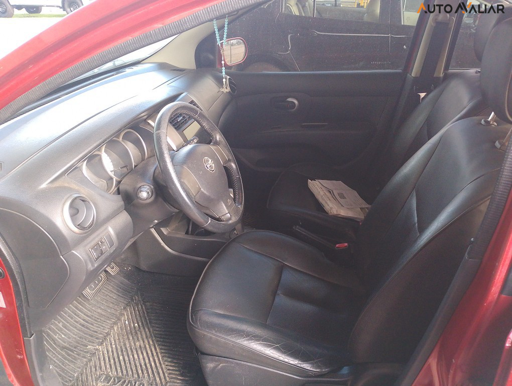 NISSAN LIVINA 1.8 SL X-GEAR 16V FLEX 4P AUTOMATICO