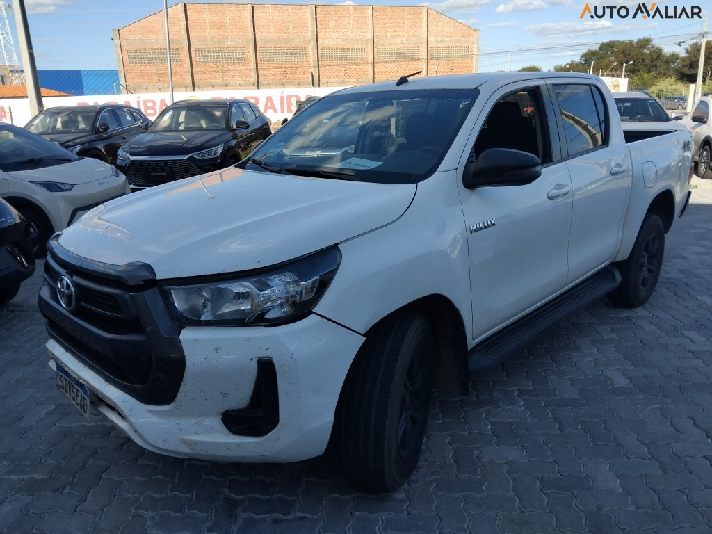TOYOTA HILUX 2.8 D-4D TURBO DIESEL CD SR 4X4 AUTOMÁTICO