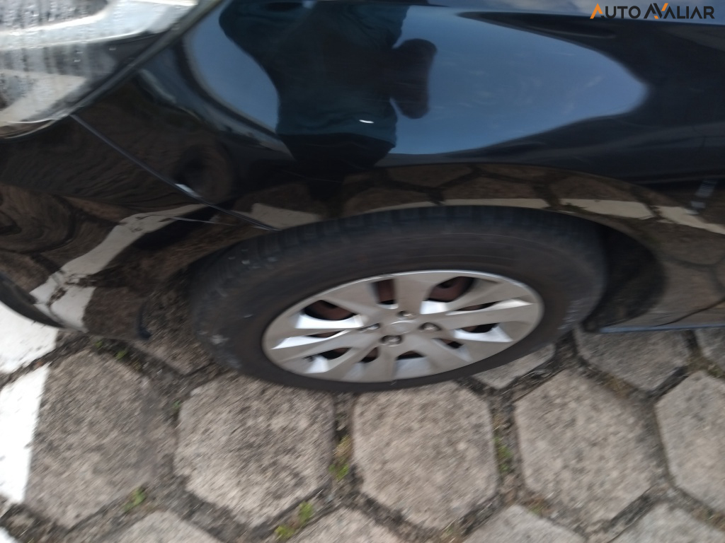 CHEVROLET ONIX 1.0 FLEX LT MANUAL