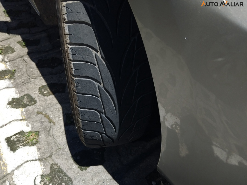 CHEVROLET ONIX 1.0 TURBO FLEX LT MANUAL